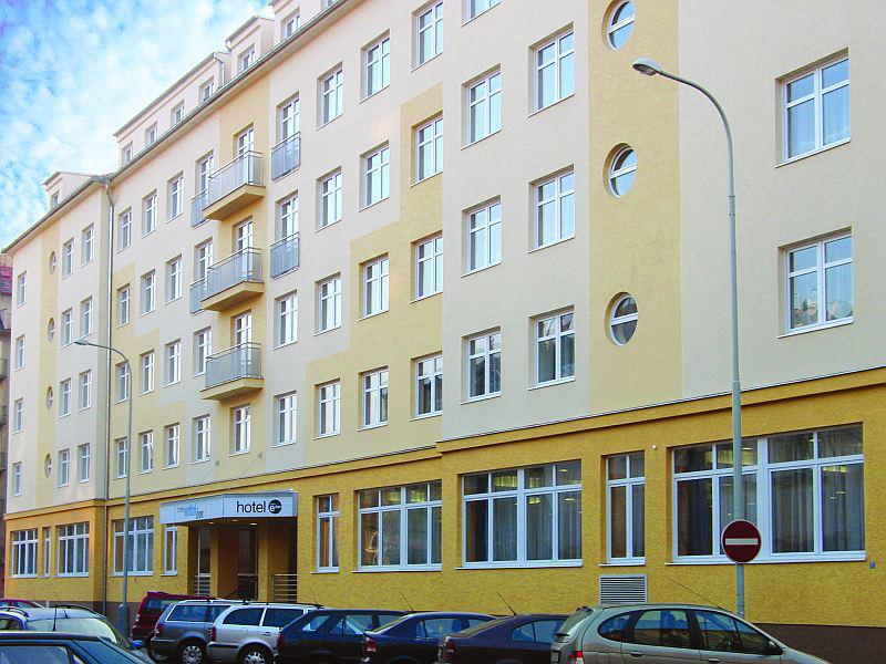 Colorfactory Spa Hotel - Czech Leading Hotels Prague Exterior photo
